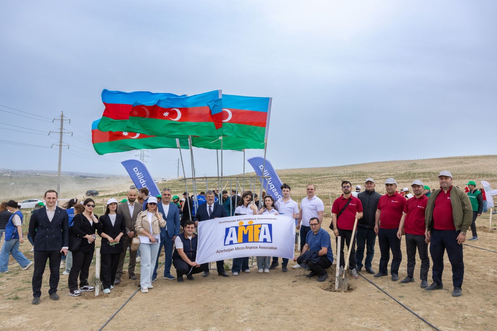 “Aqrarkredit” QSC tərəfindən problemli borcların müqabilində mülkiyyətinə (balansına) götürülmüş əmlakların sat başlanılmışdır.